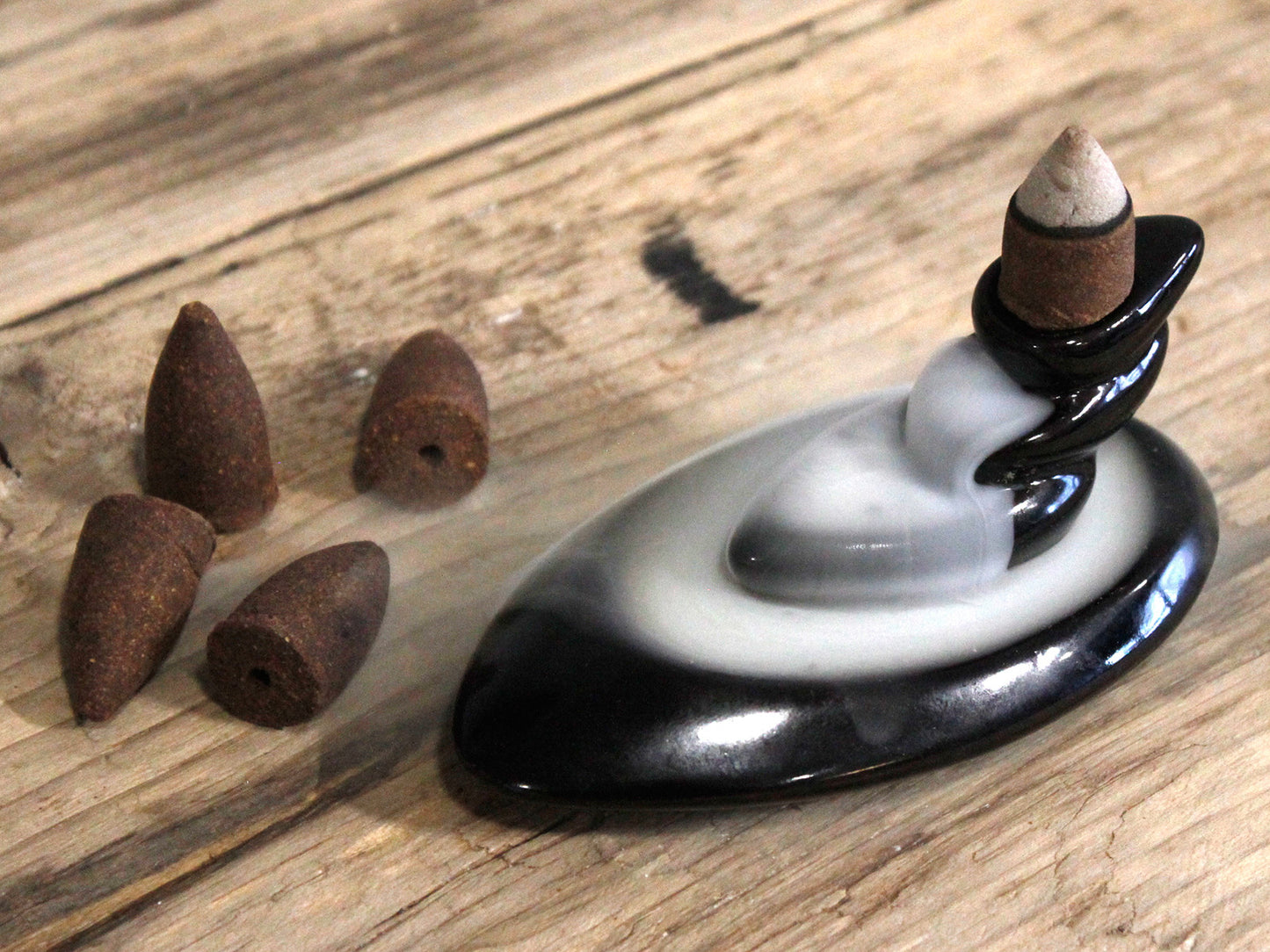 BACKFLOW INCENSE CONES - WHITE SAGE 10 Cones - Spirit And Shadow