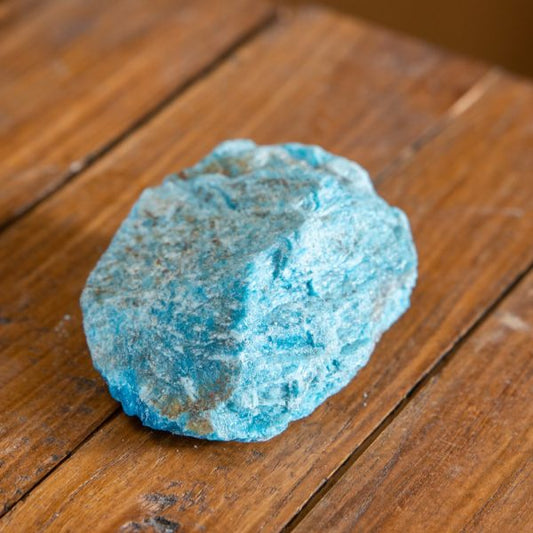 ROUGH APATITE GEMSTONE 6-8cm – Aura Cleanser & Emotional Balance - Spirit And Shadow