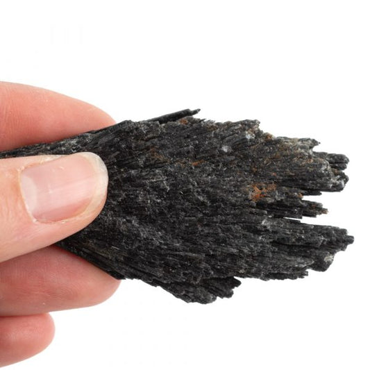 RAW BLACK KYANITE GEMSTONE 3-6 cm – Witch’s Broom for Energy Cleansing - Spirit And Shadow