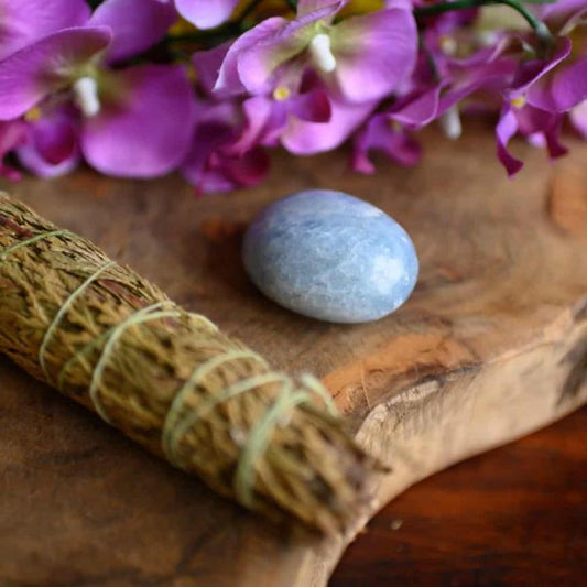 LARGE PALMSTONE - BLUE CELESTINE - Spirit And Shadow