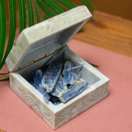 ROUGH BLUE KYANITE BLADES - NATURAL CRYSTAL SLICES 2-6cm - Spirit And Shadow