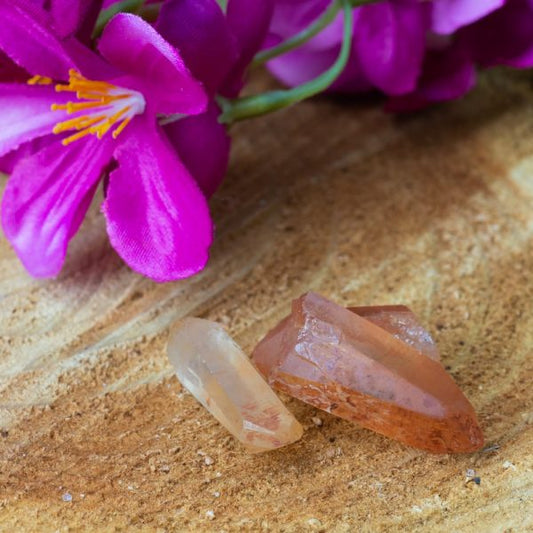 ROUGH BRAZILIAN TANGERINE QUARTZ POINT 2–4 cm – Unique Healing Gemstone