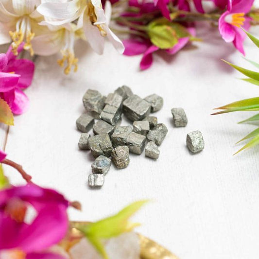 PYRITE ROUGH CRYSTAL 1-2cm - Spirit And Shadow