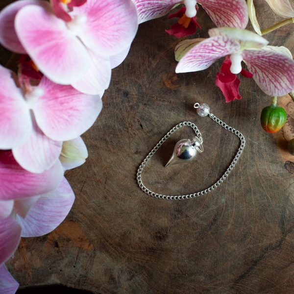 METAL PENDULUM SILVER DROP - ELEGANT DOWSING TOOL - Spirit And Shadow