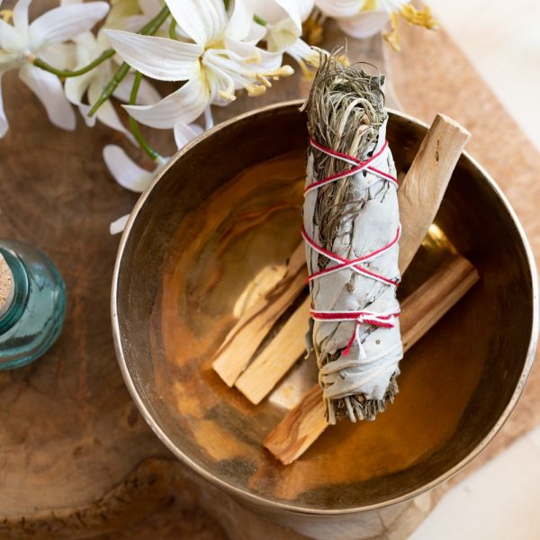 WHITE SAGE AND ROSEMARY SMUDGE STICK - Cleansing & Clarity - Spirit And Shadow