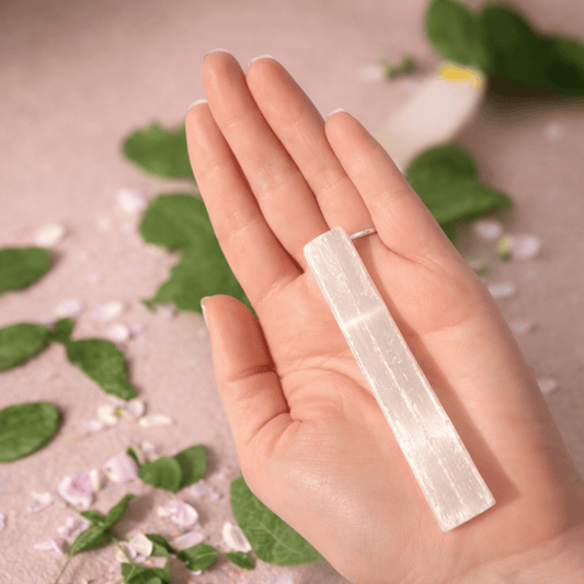 SELENITE RAW CHARGING BAR 8-10cm – Crystal Cleansing & Energy Bar