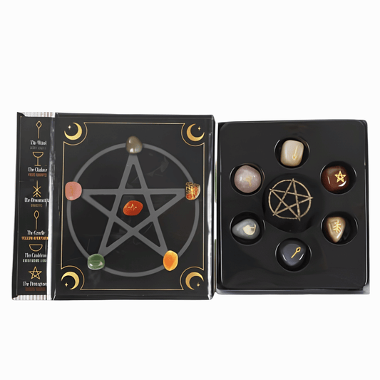 THE WITCHES GUIDE TO CRYSTALS GIFT SET