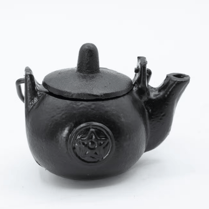 CAST IRON PENTAGRAM RITUAL POT WITH LID & SPOUT – 10cm