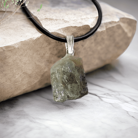 LABRADORITE RAW PENDANT ON A FAUX LEATHER 18" NECKLACE